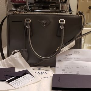 *SOLD* Prada Saffiano Lux Double Zip BN1801 Marmo